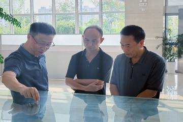 云南省昭通市政协赴永信贵宾会217集团调研 深刻调查智能造作与5G利用成就