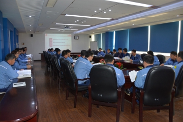 永信贵宾会217集团党委召开十九大专题进建会